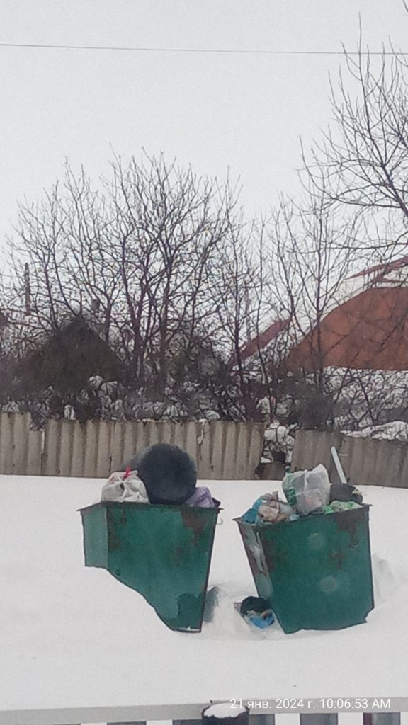 23bcb160a23b6f341fa073aca8941c07-576x1024 В Абдулино Оренбургской области не вывозят мусор