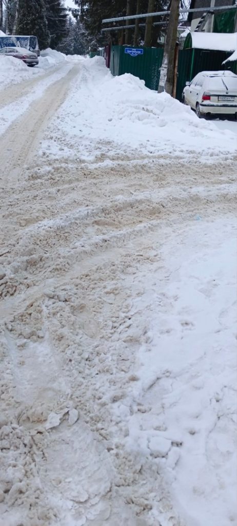9702c807a91f93d7d944fcdf89a90f45-462x1024 Борьба со снегом: множественные обращения из Каширы по вопросу уборки территорий