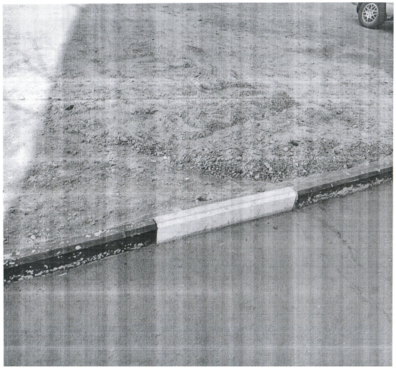 image-10 Глубокую дыру на парковке в Шилке ликвидировали