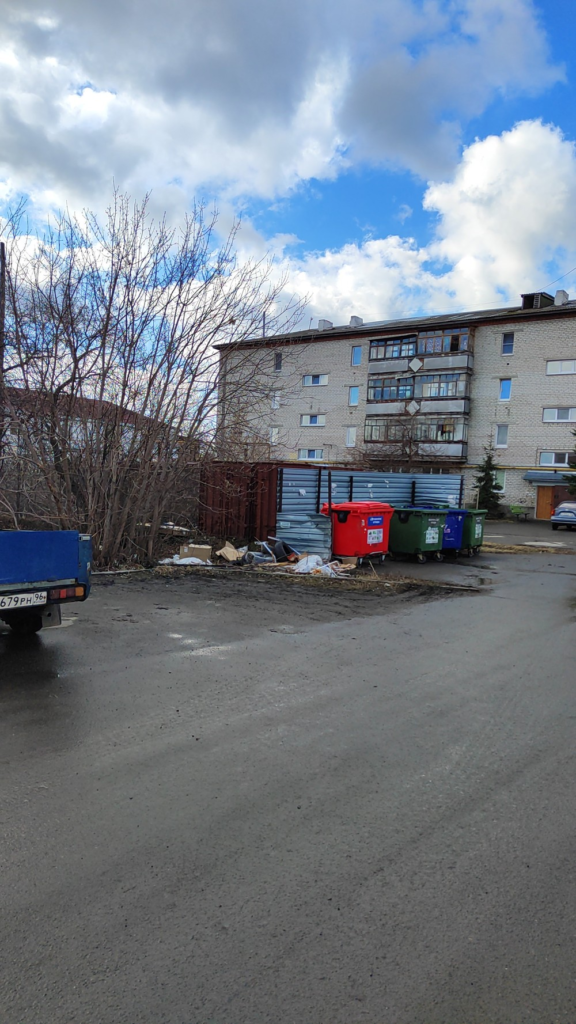 image-99-576x1024 Некачественная уборка мусора на ул. Энгельса в Камышлове.