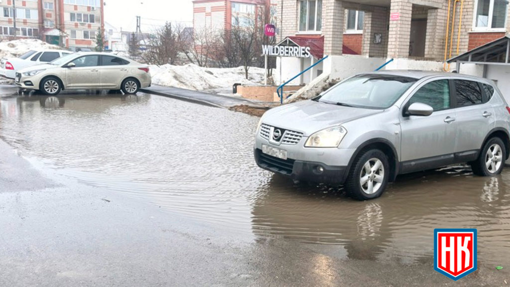 Nurlan-povod-2-1024x576 В Нурлате затопляет двор: Жители жалуются на плохой дренаж