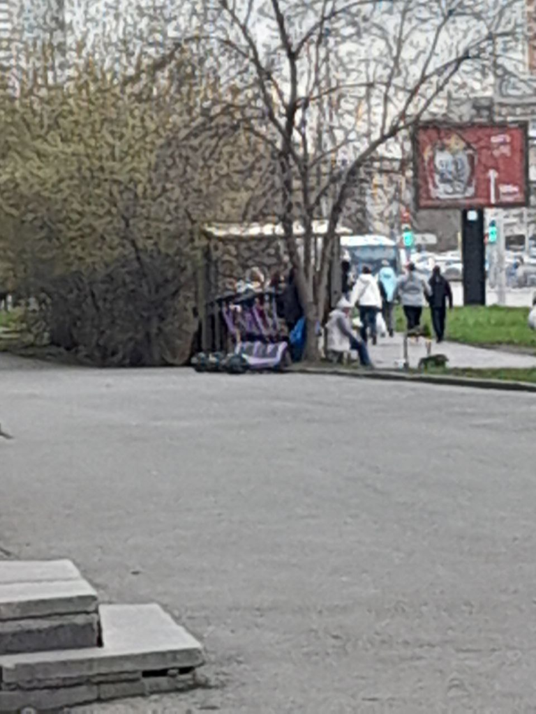 image-381-768x1024 Торговая точка у детской поликлиники проспекте Космонавтов вызвала сомнения у жителей