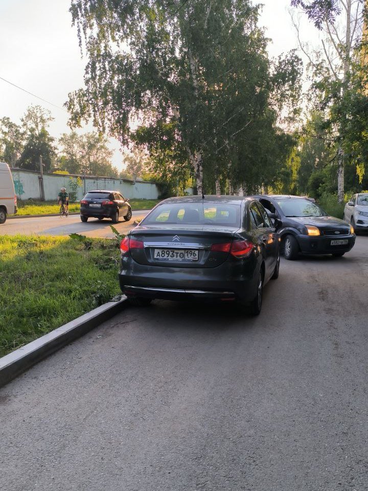 image-169-edited Подборка автохамов, автонарушителей за 25 - 30 июня