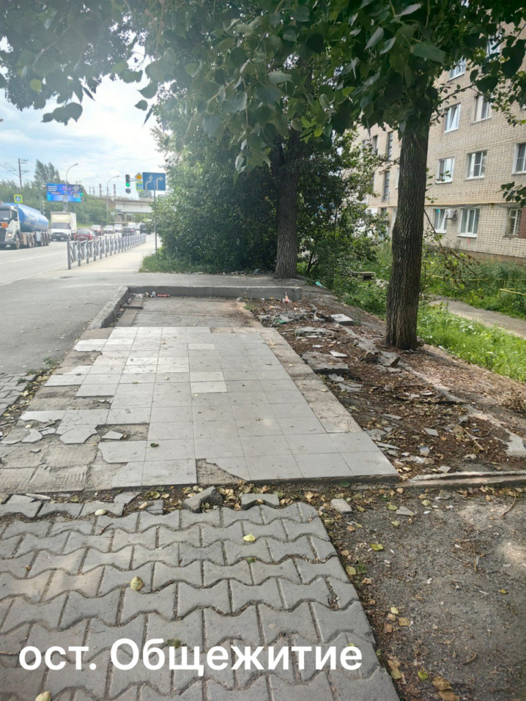 image-260-768x1024 Исчезающие остановки Екатеринбурга: благоустройство или демонтаж?