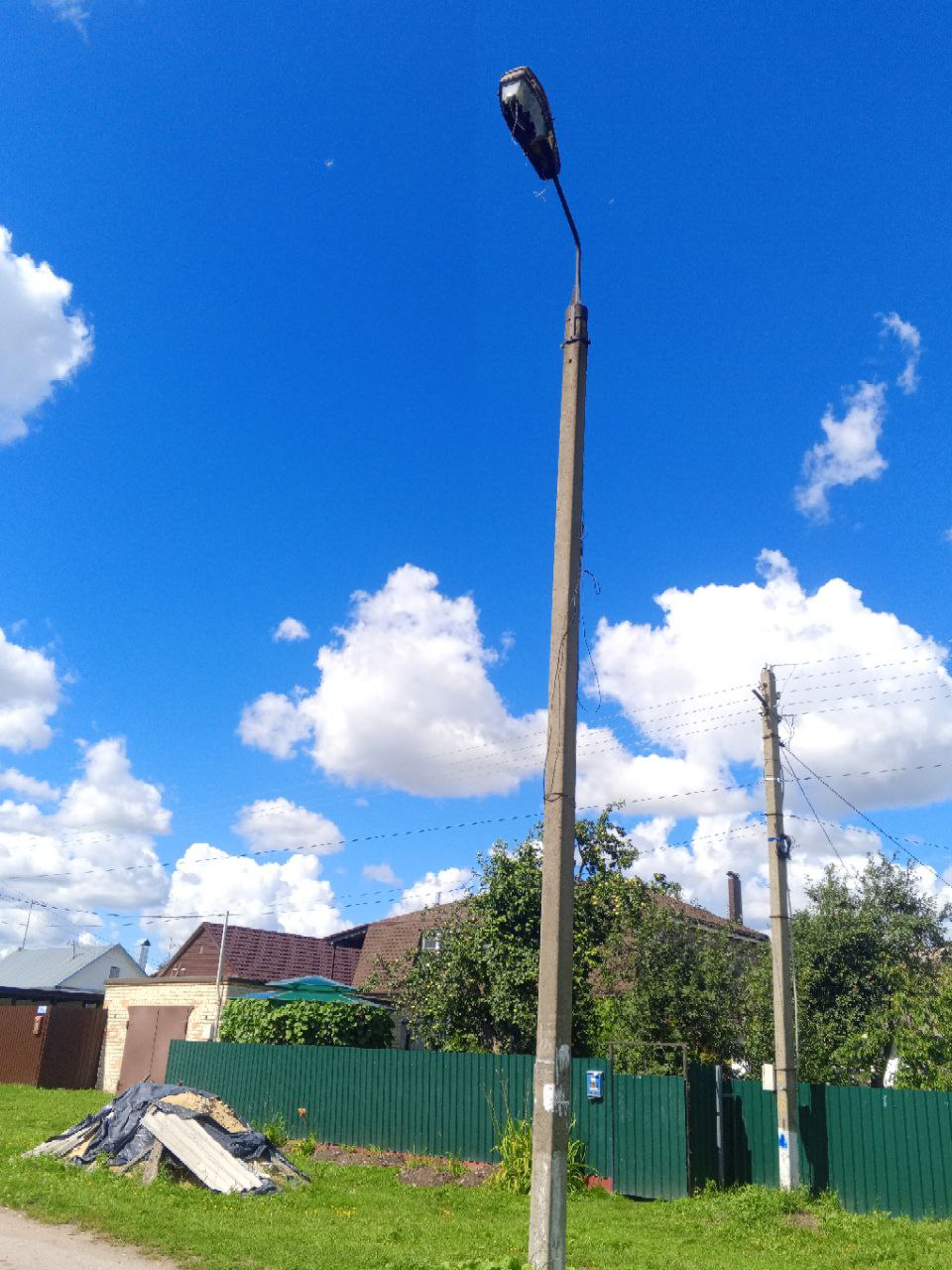 74f049752b6b1ab452ec740cb92ddfdb Более тысячи жителей села в Тульской области остались без уличного освещения
