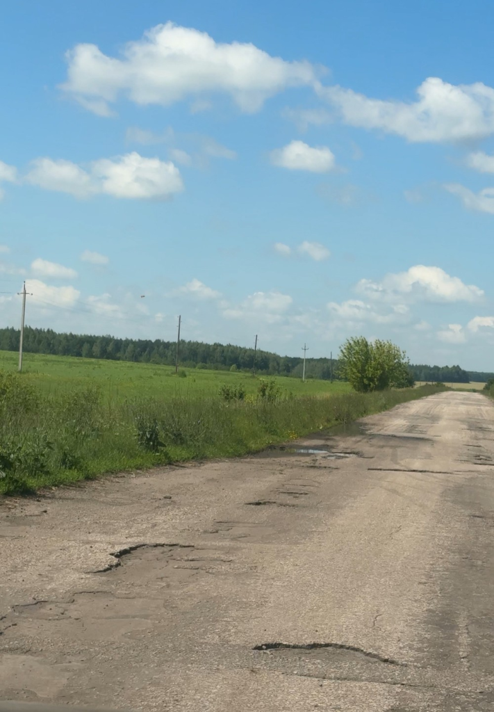 image-75-711x1024 Дорога между селами Кикино и Мочалейка остается в аварийном состоянии