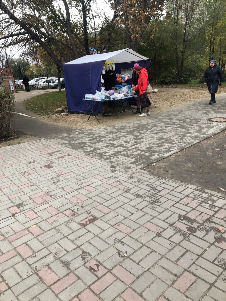 image-79 На проспекте Ленина в Рубцовске развернулась стихийная торговля