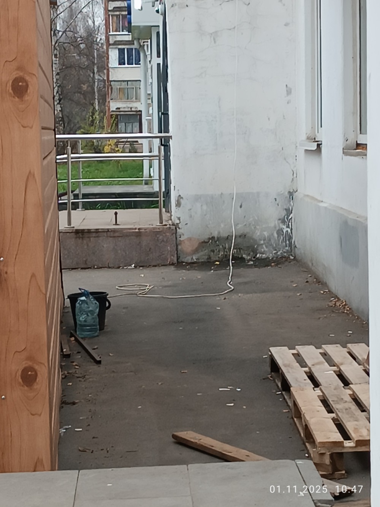 image-12-768x1024 Жители Ижевска жалуются на проблемный ларёк на улице Металлистов