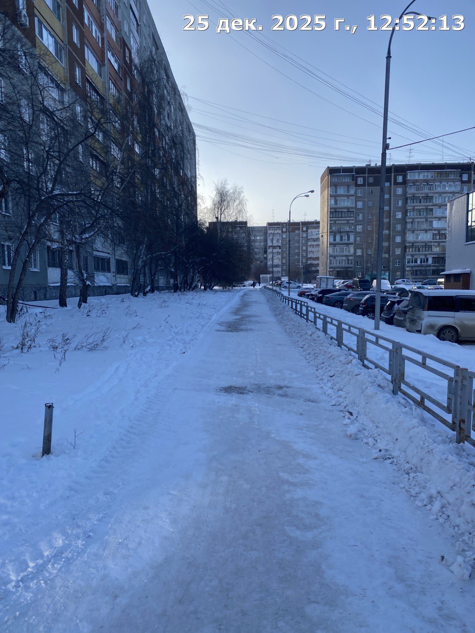 photo_5361843379014142737_y Администрация Екатеринбурга отчиталась об уборке снега на Амундсена