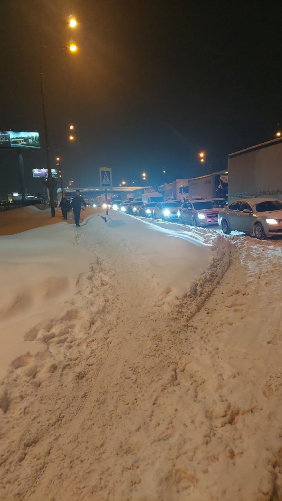 image-56-576x1024 В Балашихе с начала года не чистят тротуар вдоль шоссе Энтузиастов