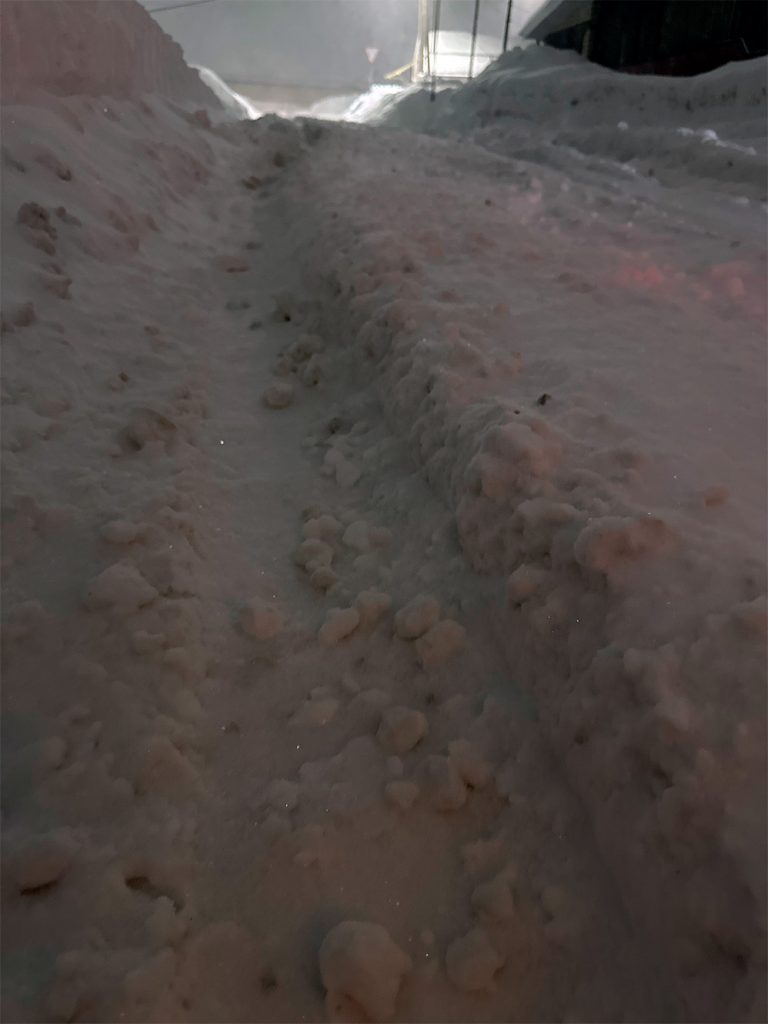 Menzelinsk-Golovina-1-768x1024 В Мензелинске жители просят расчистить дорогу на Головина