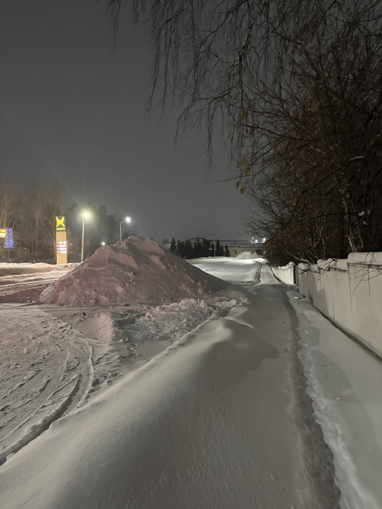 image-3-768x1024 Мензелинск завален снегом: проблема охватила весь город